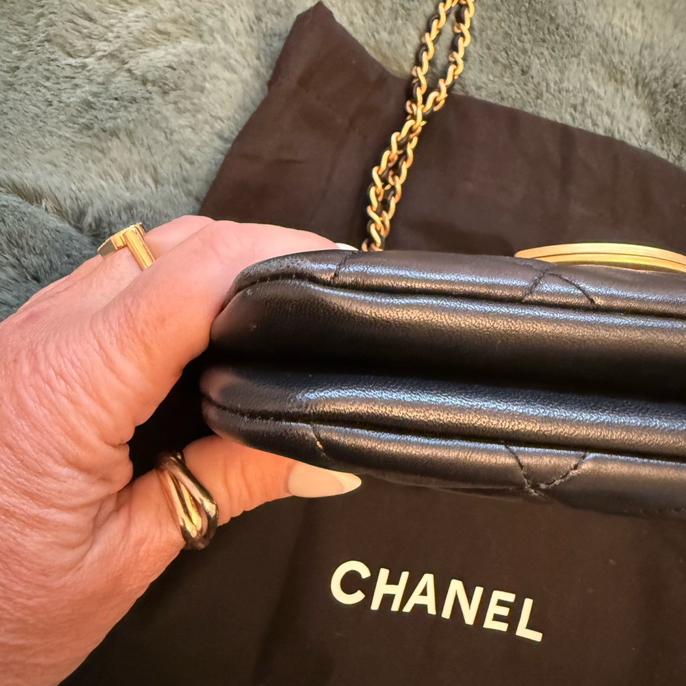 💯 authentic chanel crossbody - Picture 7 of 8